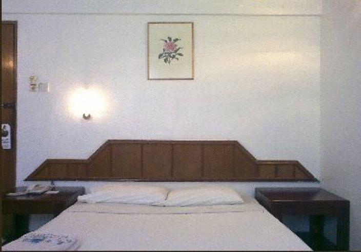 Palace Inn Miri Habitación foto